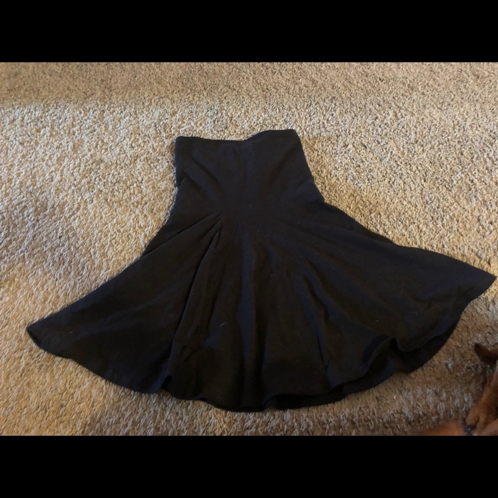 American Apparel skirt, never worn!!